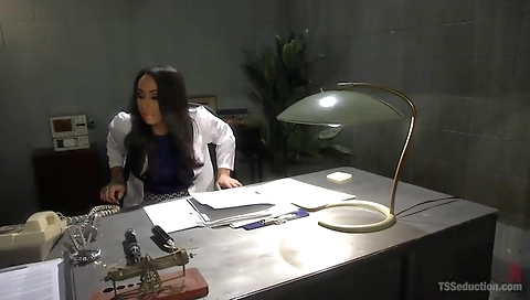 Free Shemale Fucks Guy Porn Videos - ladyboys69.com